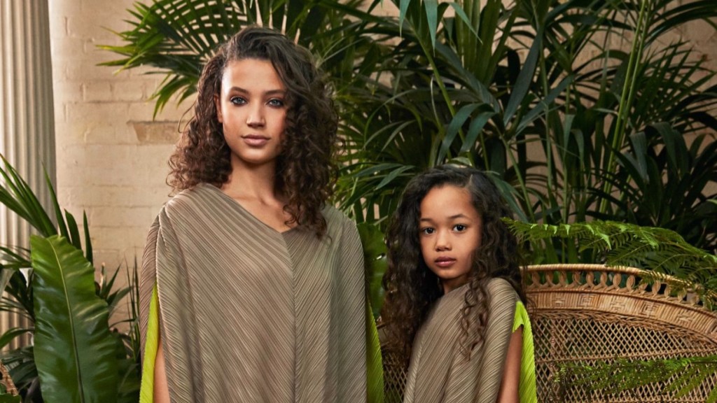 أجمل قفاطين الأم وابنتها من علامة “ليم” السعودية