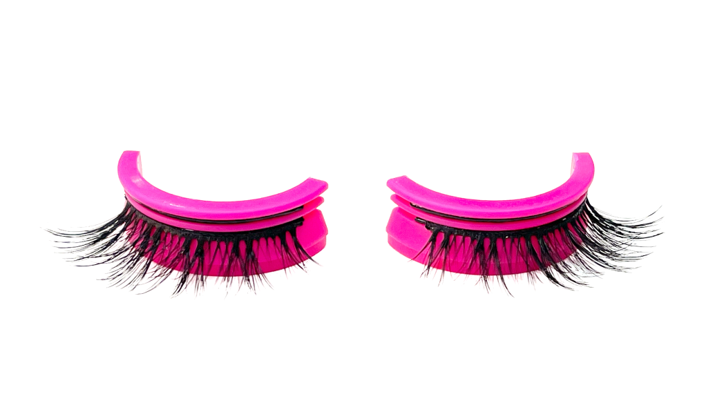 تركيب الرموش أصبح سهلا مع Pinky&nbsp;Goat